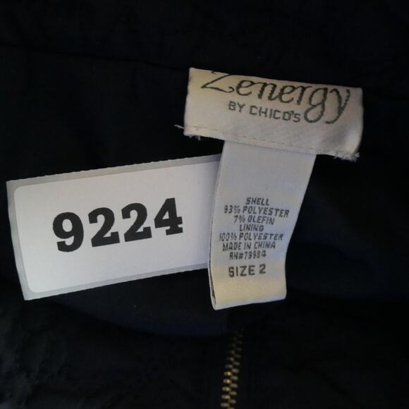 Zenergy By Chico's Vest Womens 2 Or Large Blue Quilted Zip Snap Mock Neck Lined - Picture 13 of 13